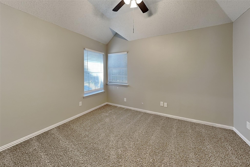 1716 Meyerwood Lane S - Photo 11
