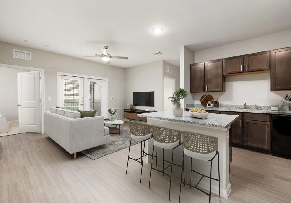 2551 N Guadalupe Street - Photo 4
