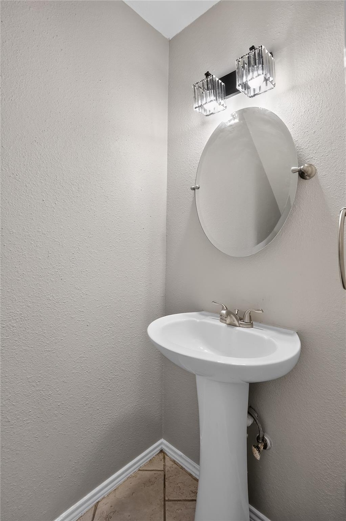 2606 Encina - Photo 5