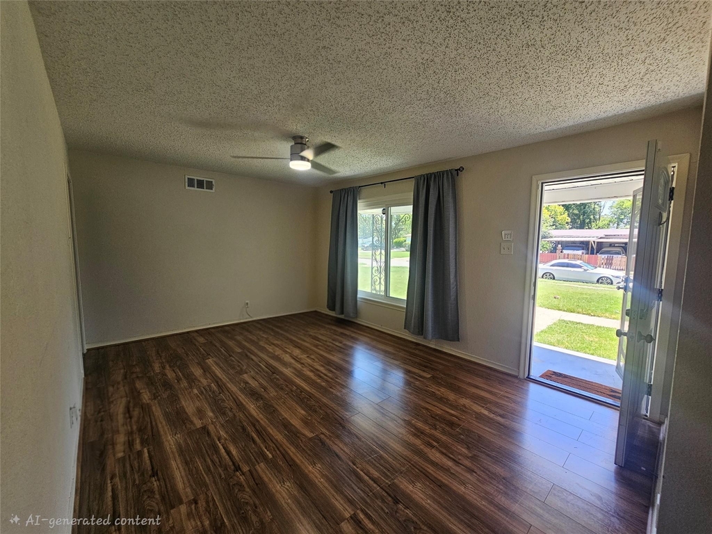 3115 Dahlia Drive - Photo 3