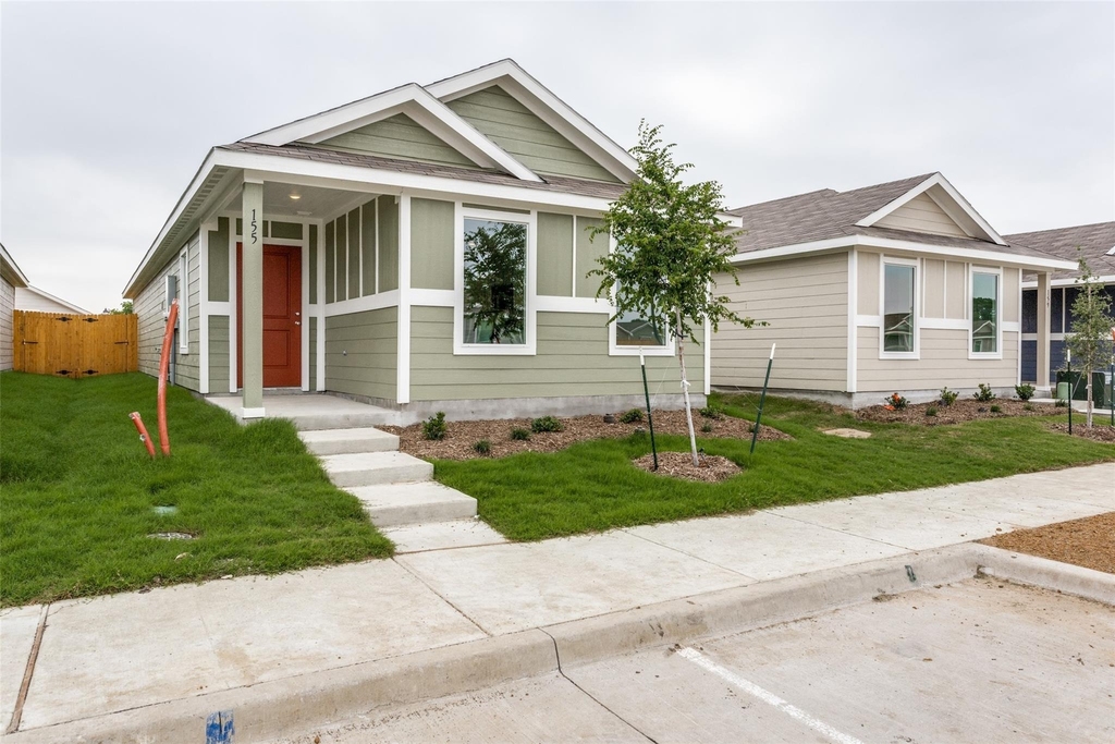 155 Sunflower Street - Photo 0