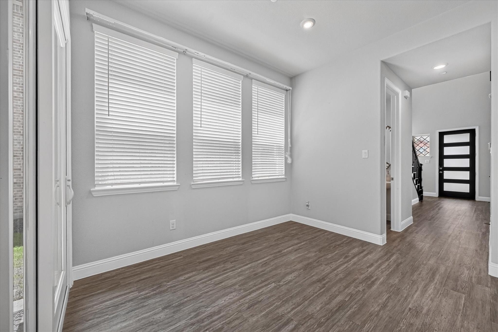 1381 Elaine Drive - Photo 24