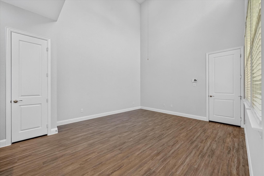 1381 Elaine Drive - Photo 17