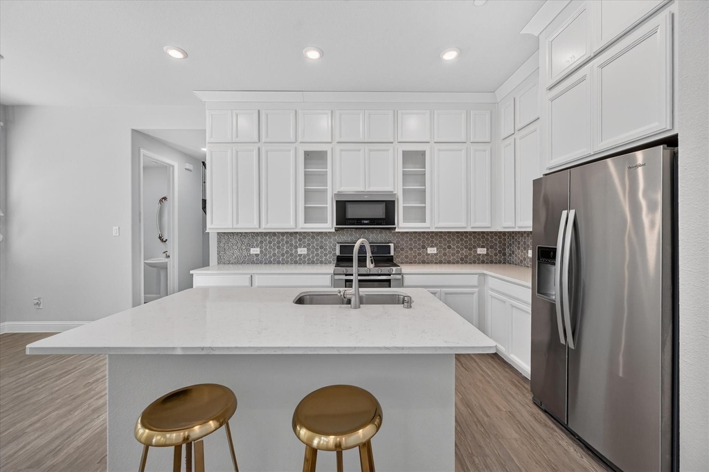 1381 Elaine Drive - Photo 19