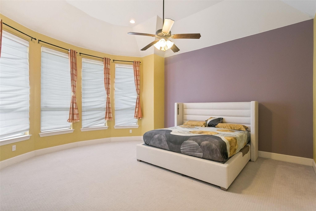 7721 Shackelford Drive - Photo 8