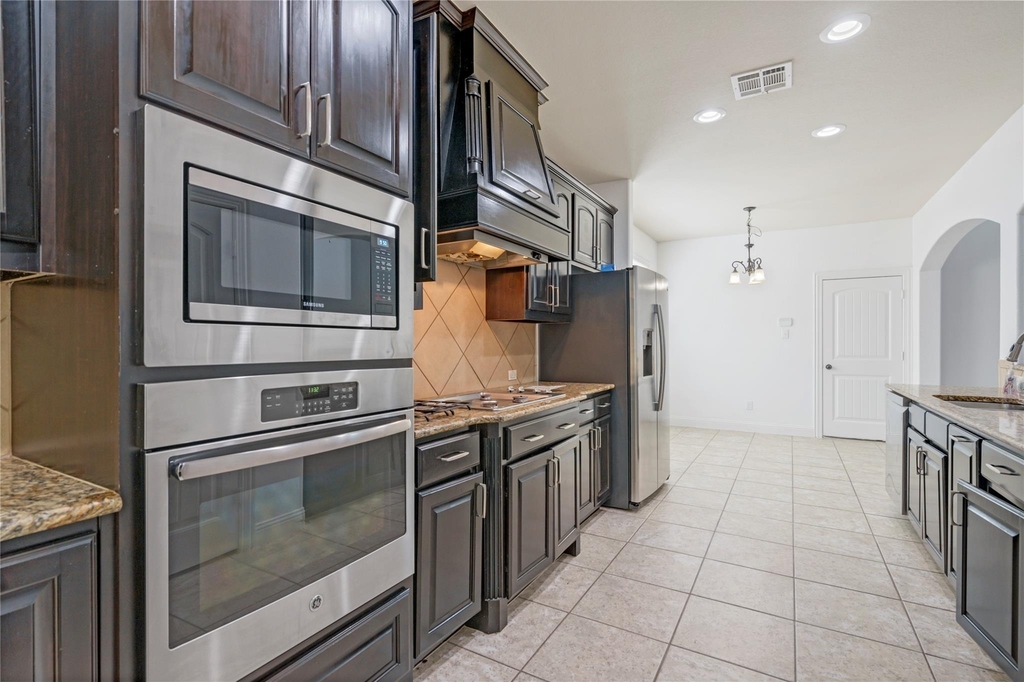 3612 Bright Star Way - Photo 1