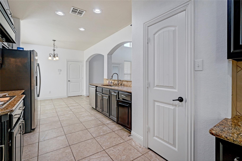 3612 Bright Star Way - Photo 2