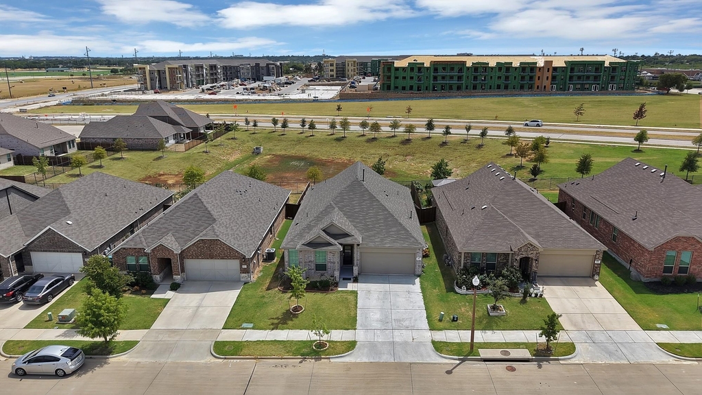 3101 Paruament Drive - Photo 13