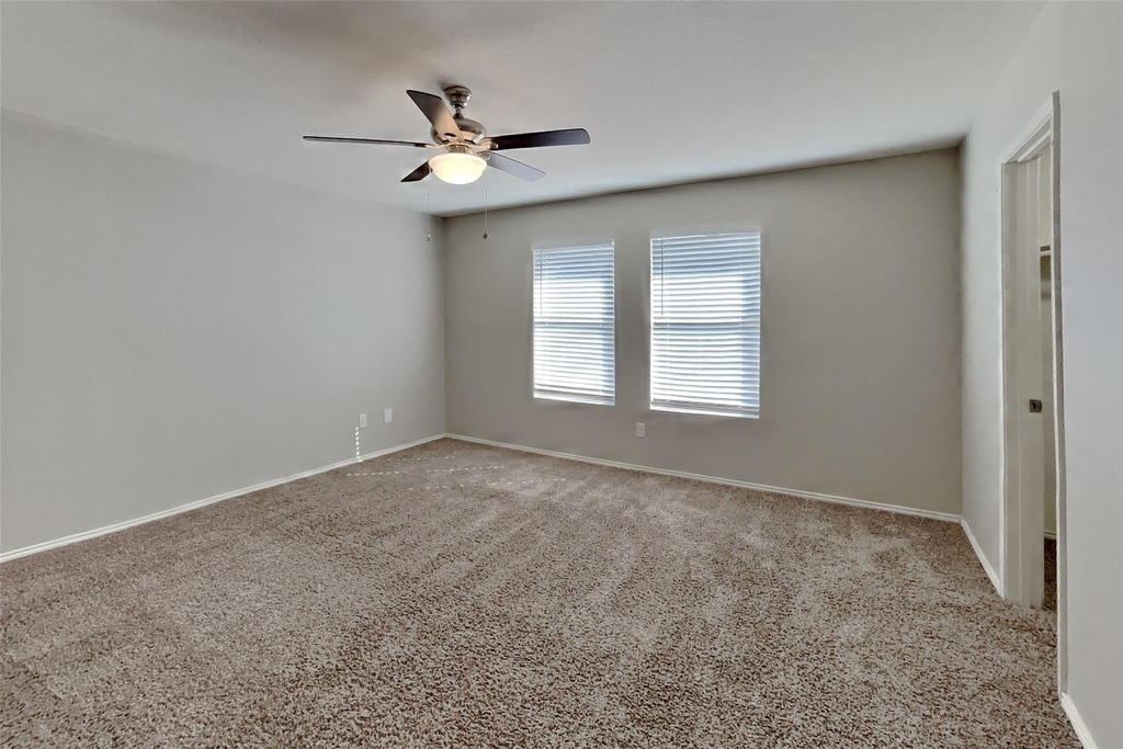 4941 Water Ridge Lane - Photo 5