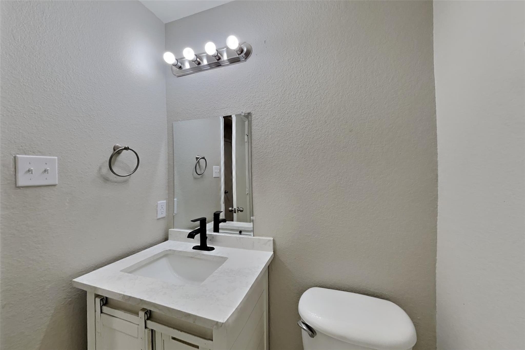4941 Water Ridge Lane - Photo 15