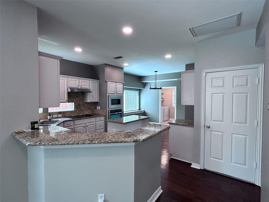2634 Lakeforest Court - Photo 10