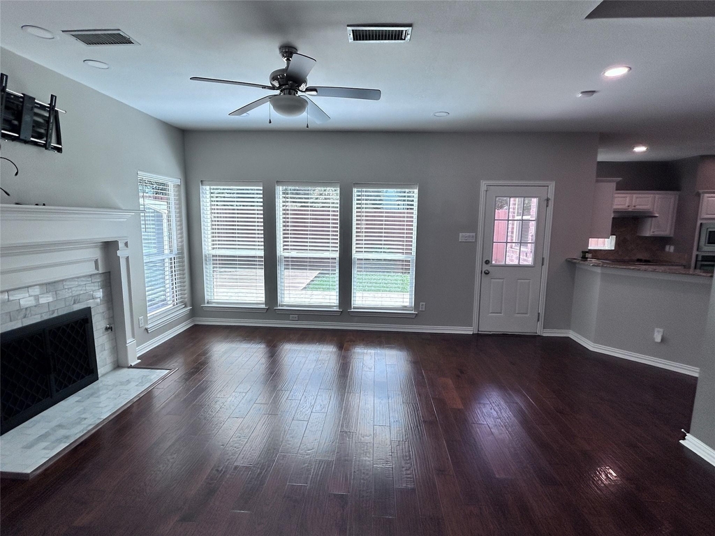 2634 Lakeforest Court - Photo 8