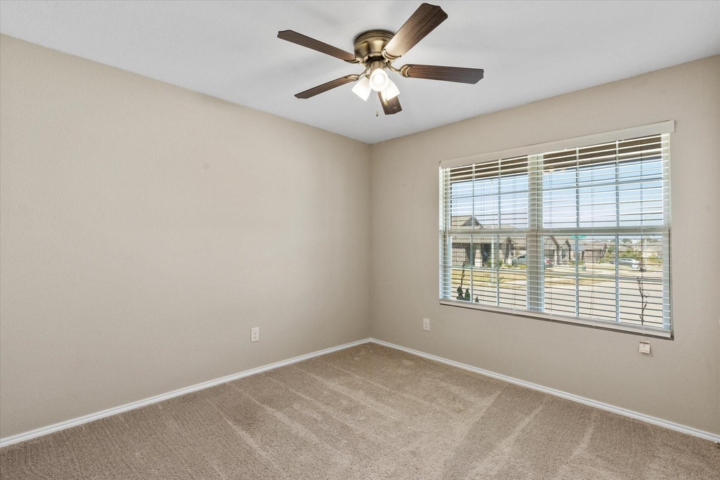 2929 Spotted Fawn Drive - Photo 16