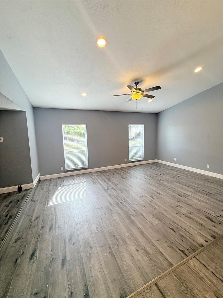 4817 Sprucewood Lane - Photo 2