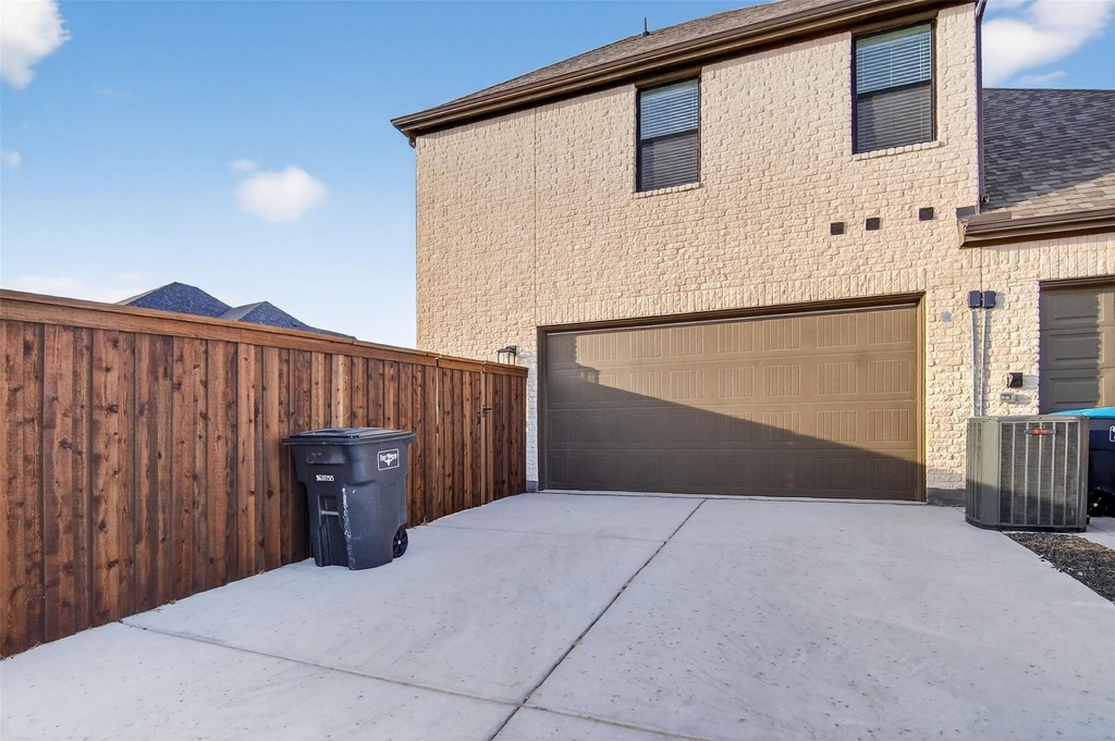 14521 Walsh Avenue - Photo 34