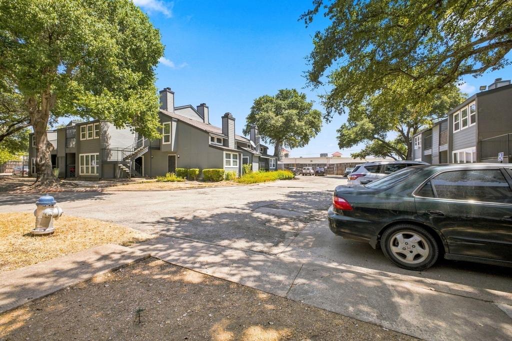 9696 Walnut Street - Photo 16