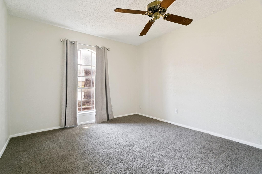 1117 S Thornbush Circle - Photo 7