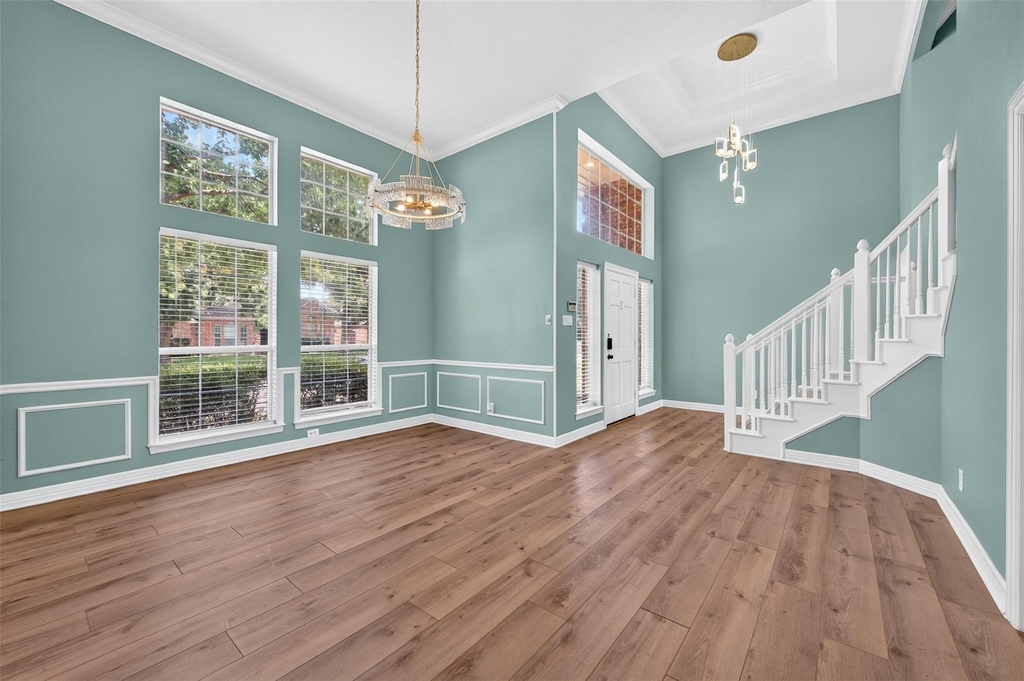 247 Park Valley Drive - Photo 4