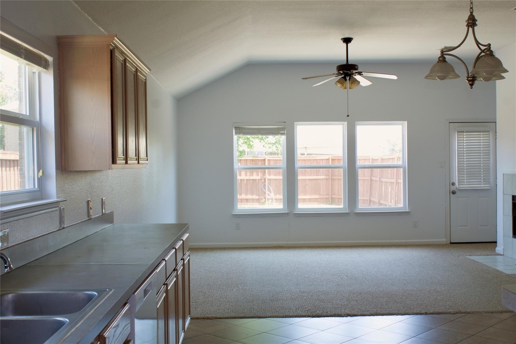 104 Cobblestone Drive - Photo 10