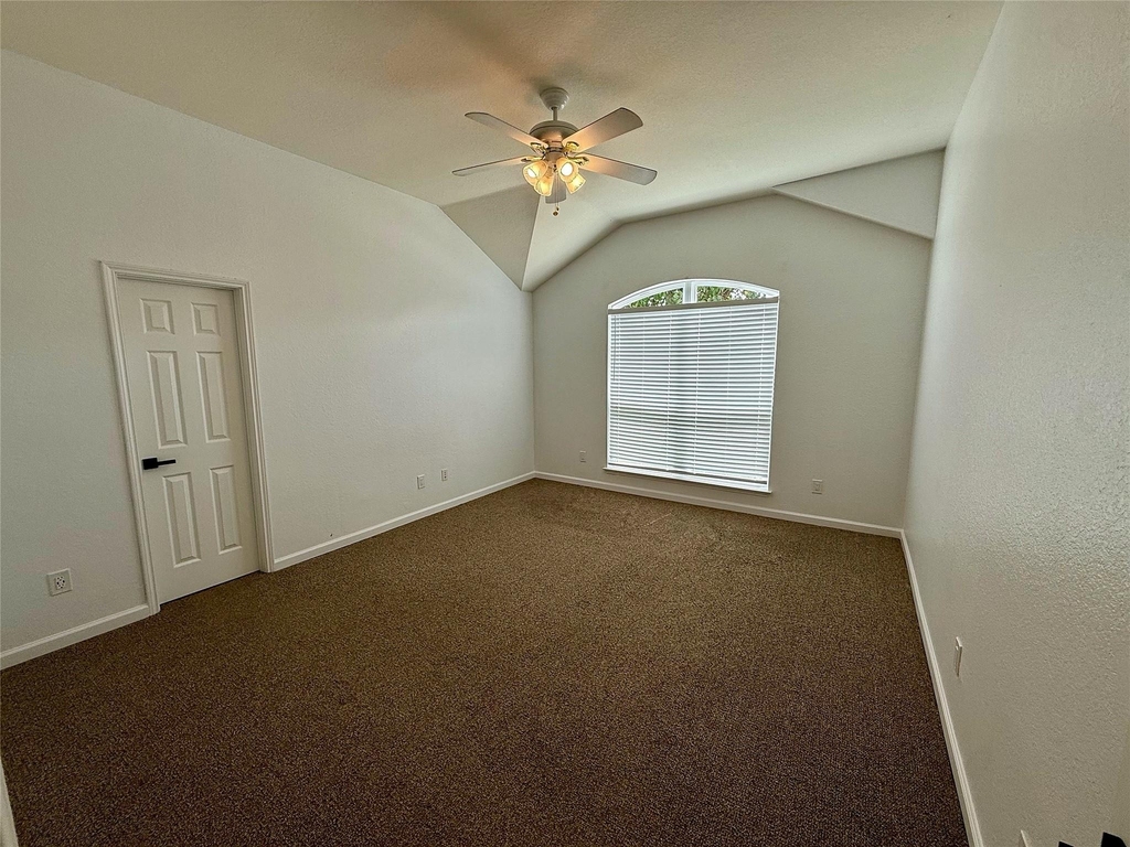 104 Cobblestone Drive - Photo 18