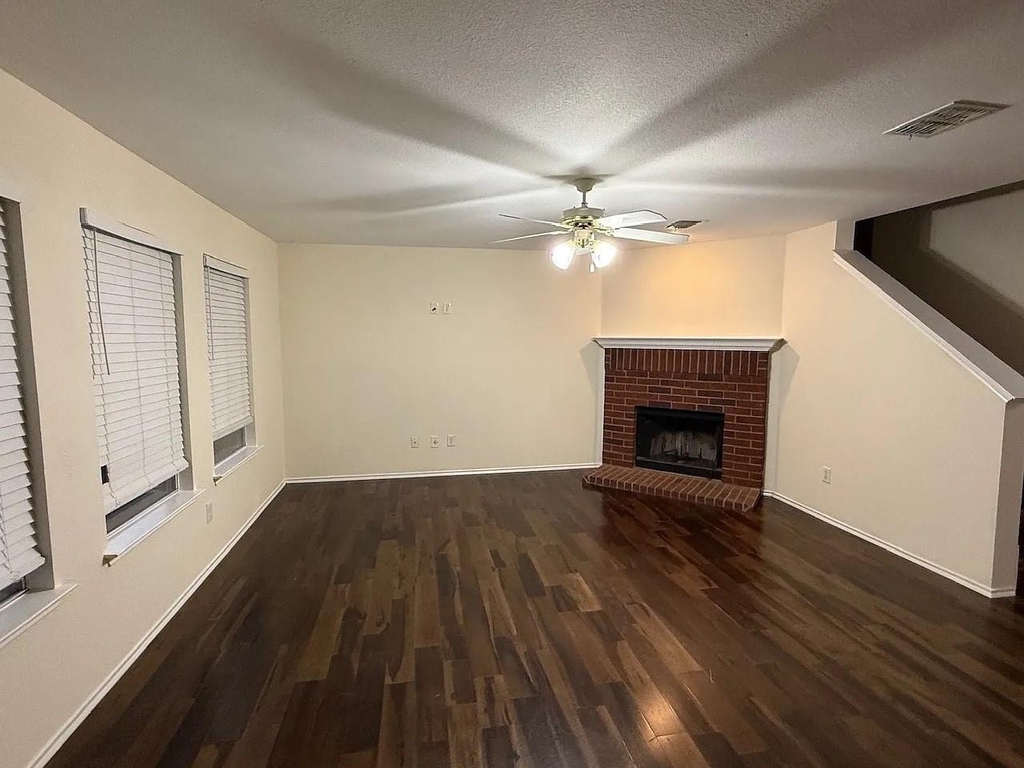 2929 Kimbrough Lane - Photo 3