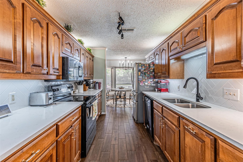 4117 Aragon Drive - Photo 11