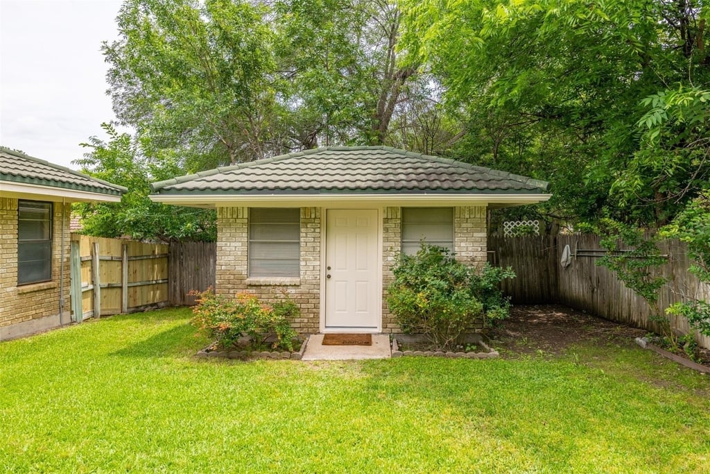 4117 Aragon Drive - Photo 28