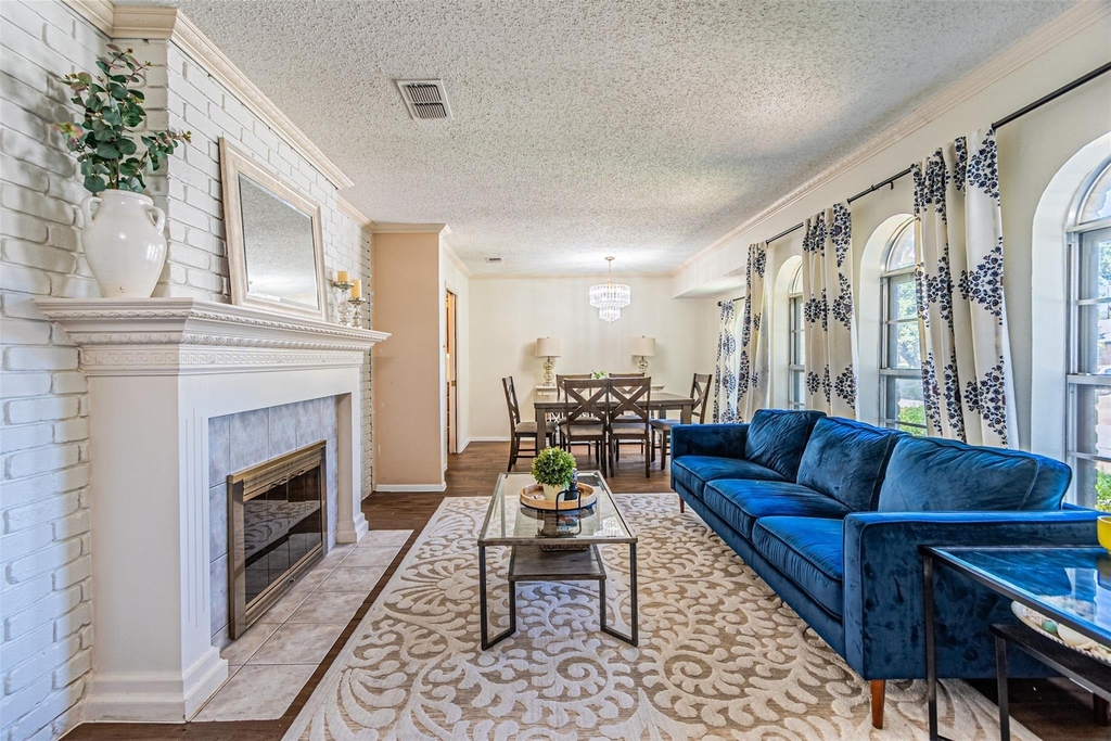 4117 Aragon Drive - Photo 2