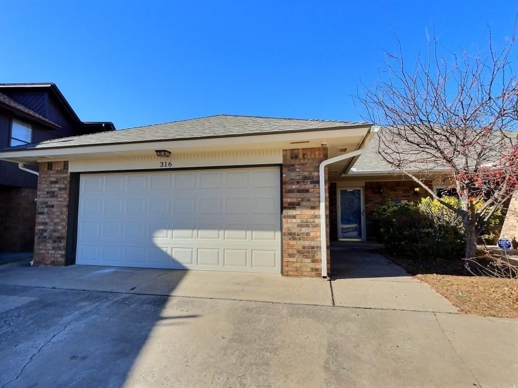 316 Town Park Road - Photo 0