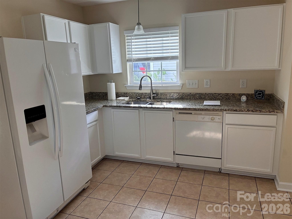 10440 Wilson Glen Drive - Photo 2