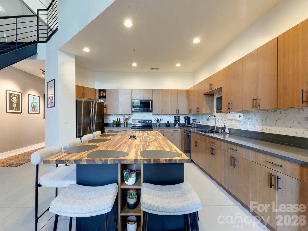 935 Westmere Avenue - Photo 11