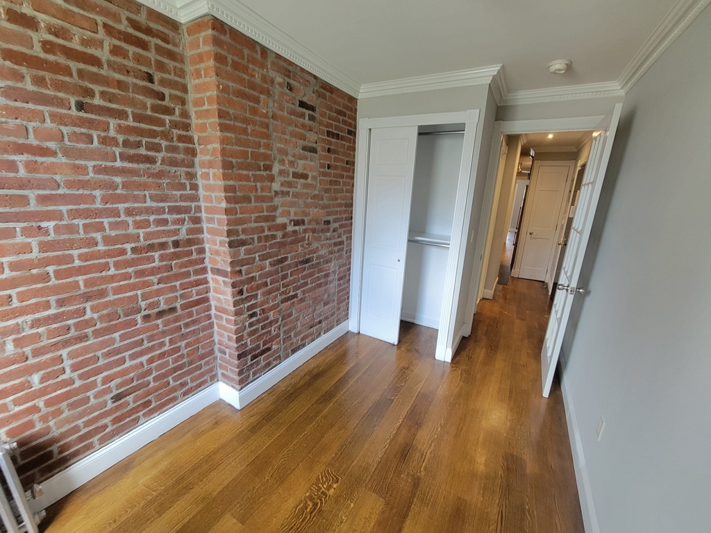 437 West 53rd Street - Photo 13
