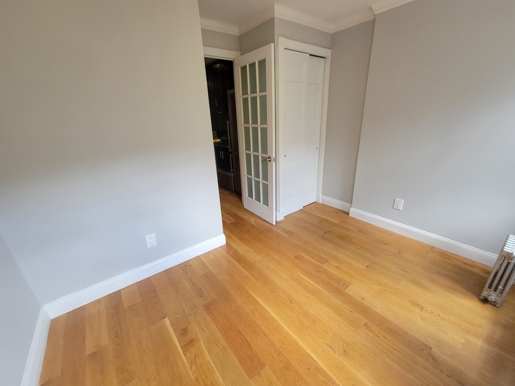 437 West 53rd Street - Photo 12