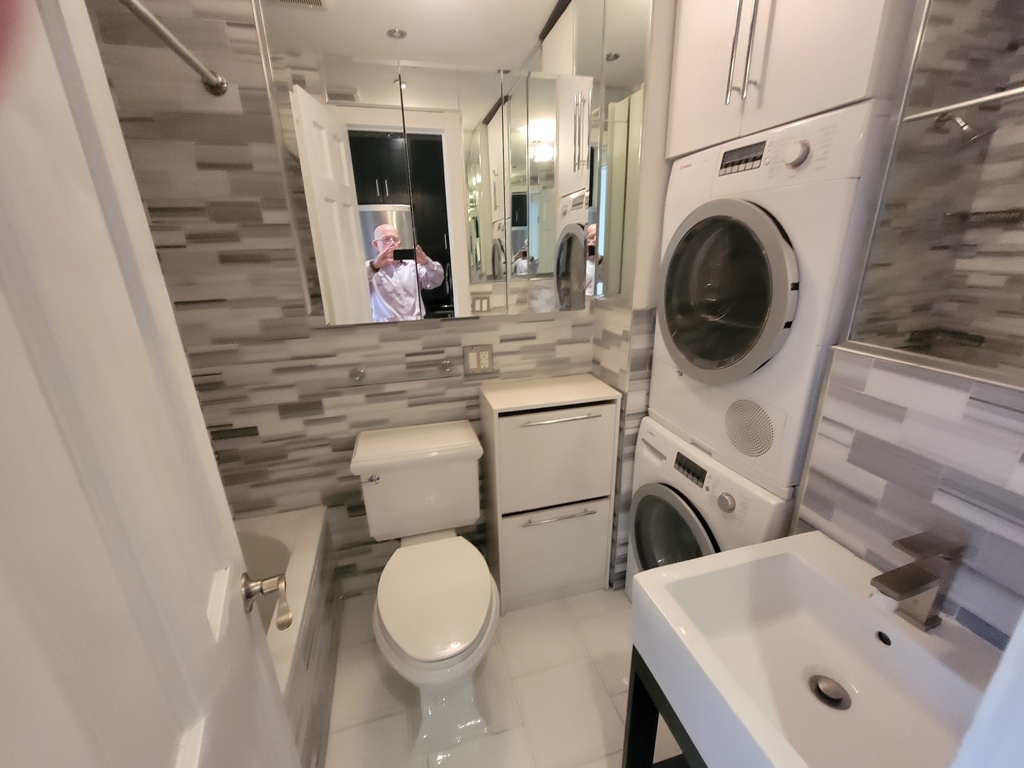 437 West 53rd Street - Photo 10