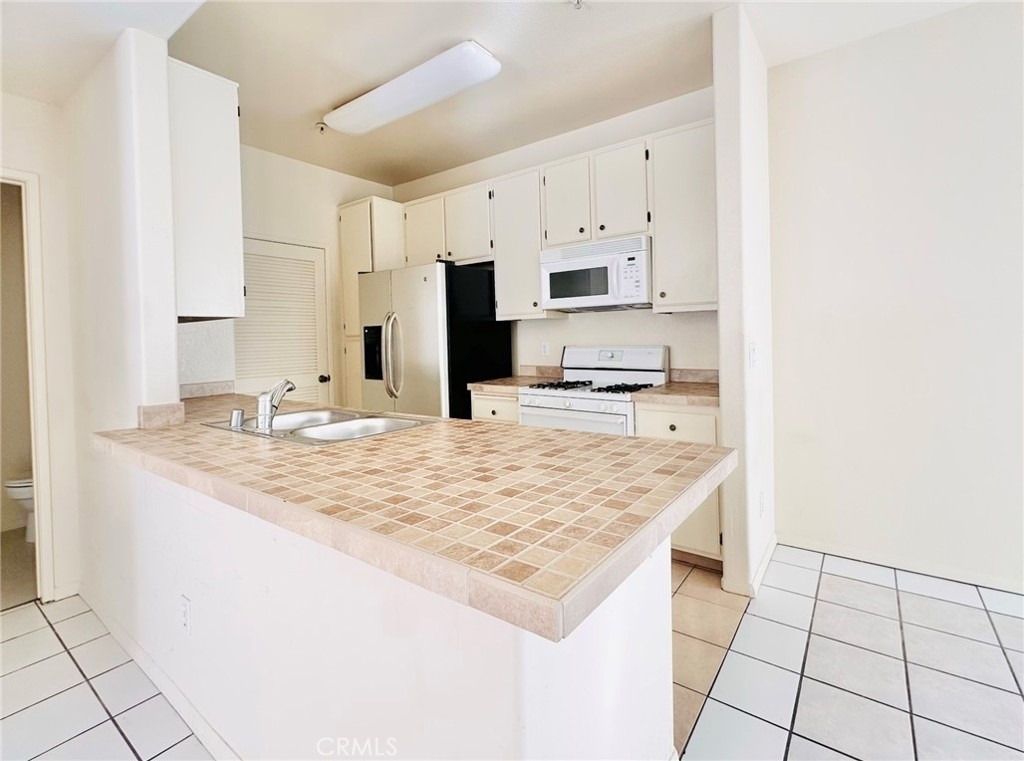 13133 Le Parc Boulevard - Photo 4