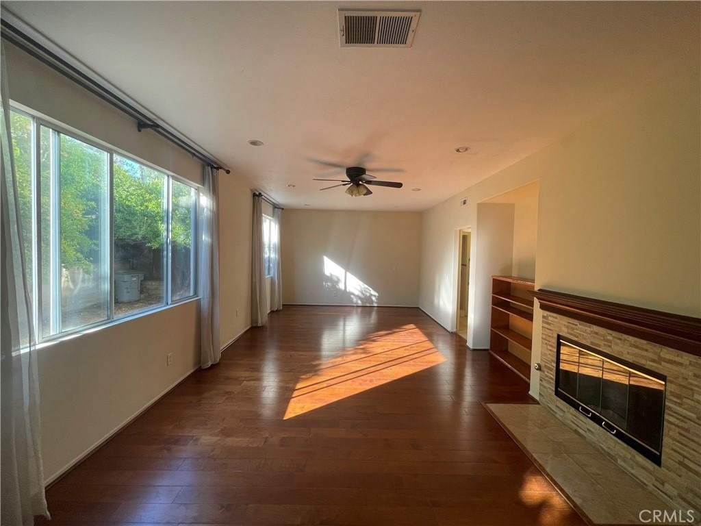 7436 Rutledge Court - Photo 4