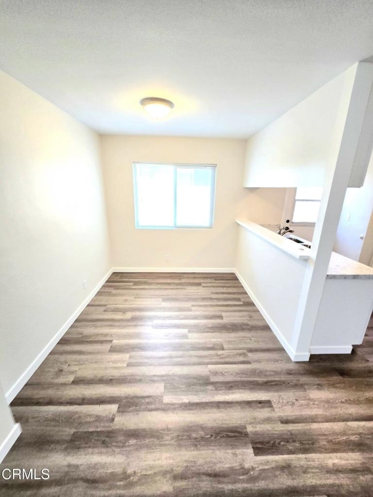 2976 Sherwin Avenue - Photo 3