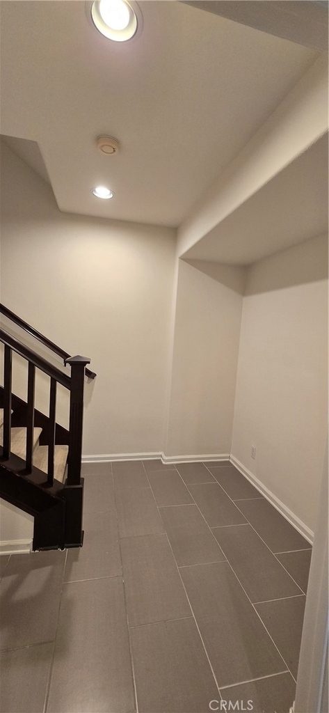 827 Terrace E - Photo 27