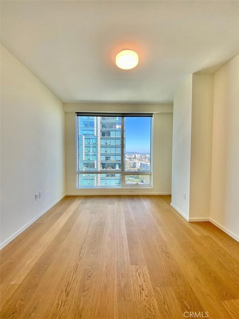 877 Francisco Street - Photo 12