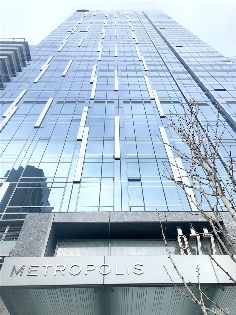 877 Francisco Street - Photo 1