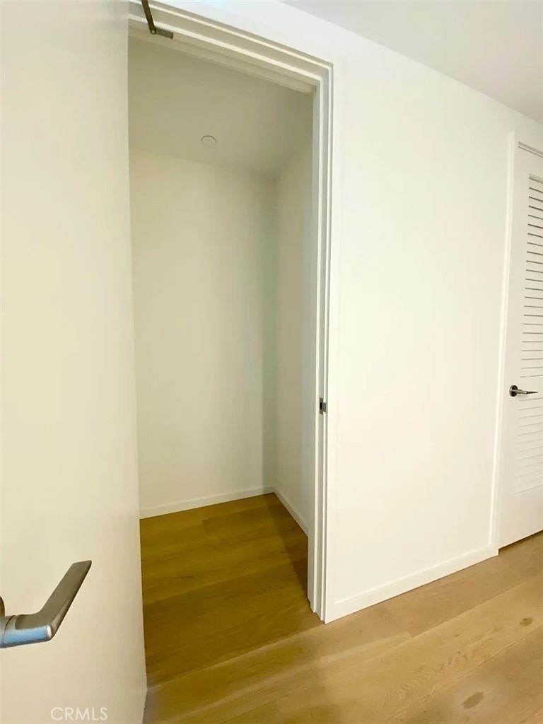 877 Francisco Street - Photo 20