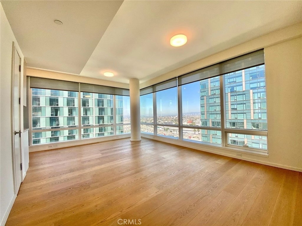 877 Francisco Street - Photo 0