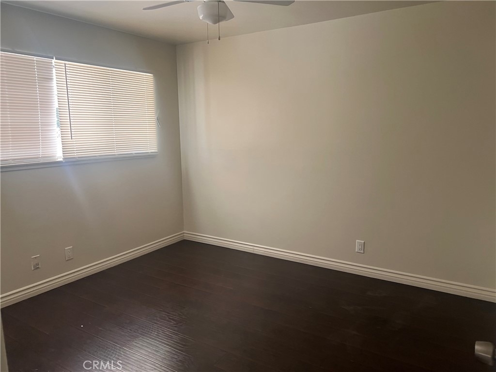 766 E Pillsbury - Photo 2