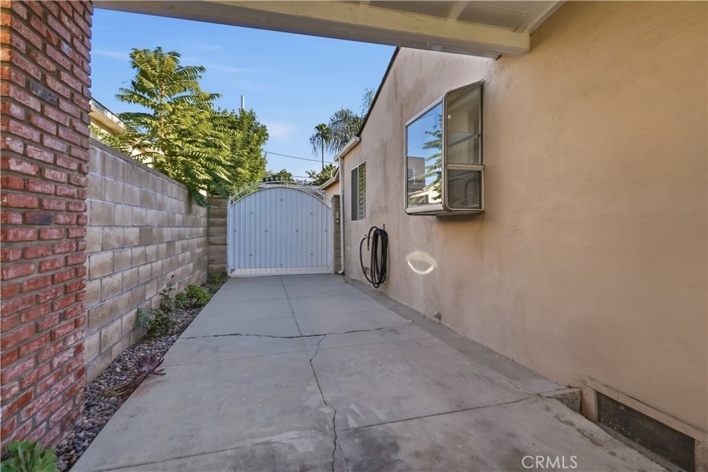 10832 Huston - Photo 39