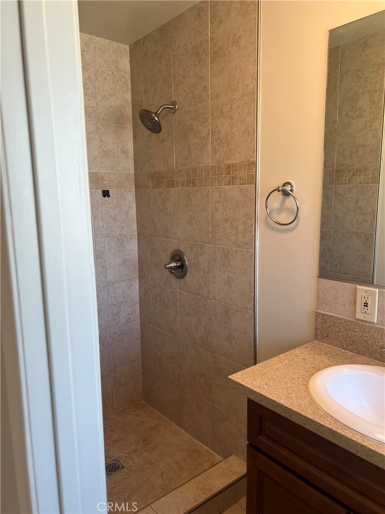 44558 Stanridge Avenue - Photo 7