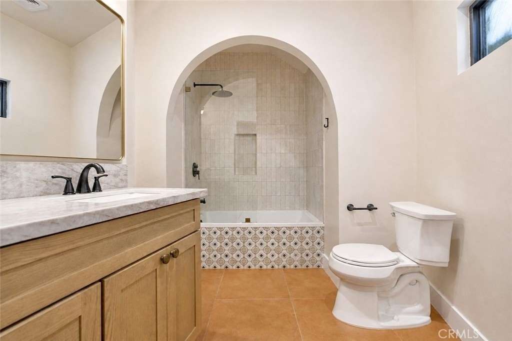 3434 Larissa - Photo 22