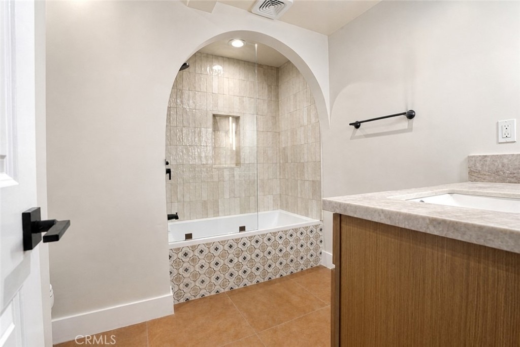 3432 Larissa - Photo 18