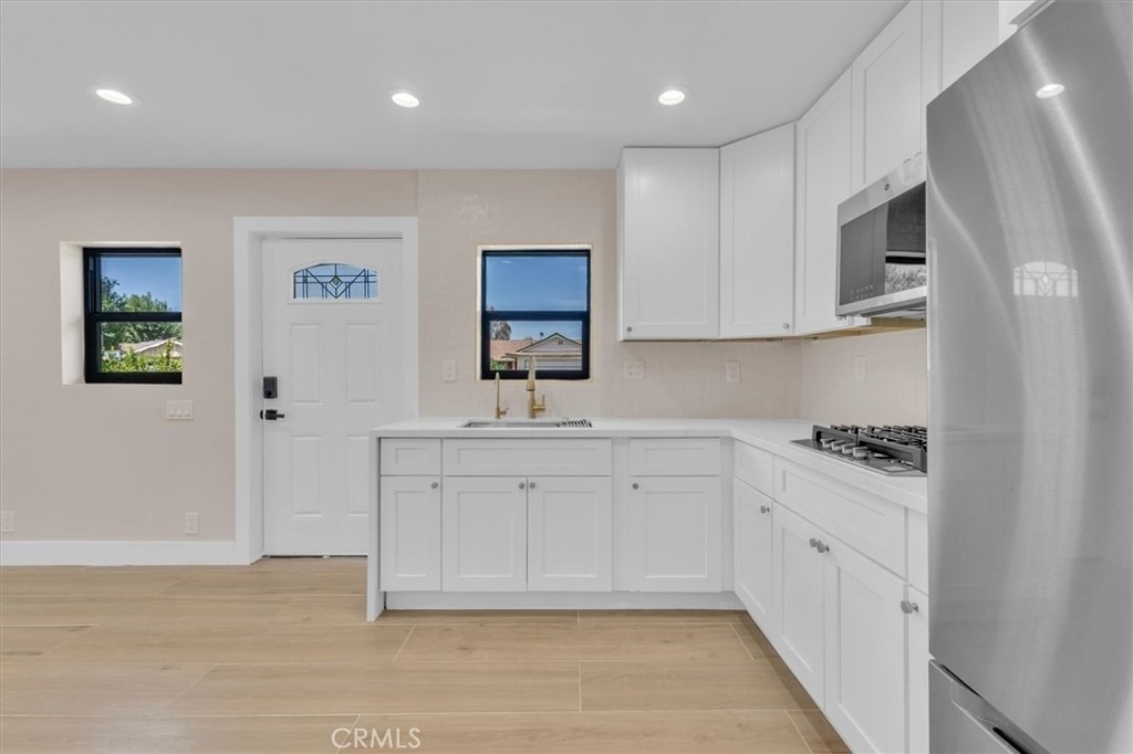 22714 Schoolcraft - Photo 6