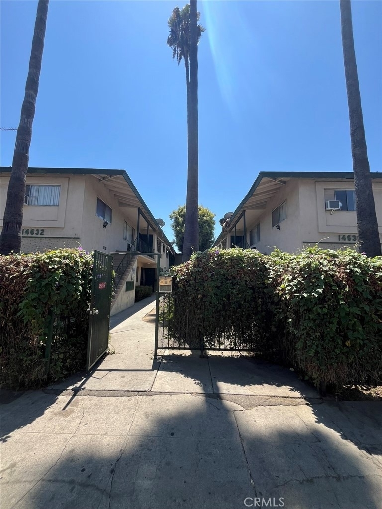 14632 Erwin Street - Photo 7