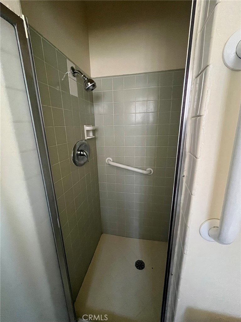 14632 Erwin Street - Photo 5